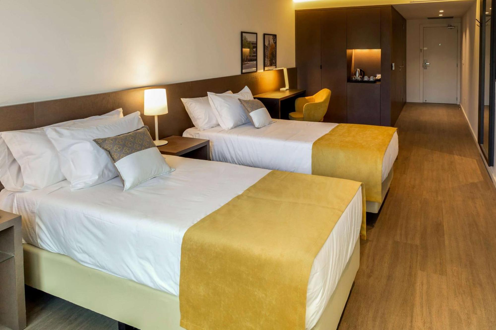 Hotel Dazzler By Wyndham La Plata Esterno foto