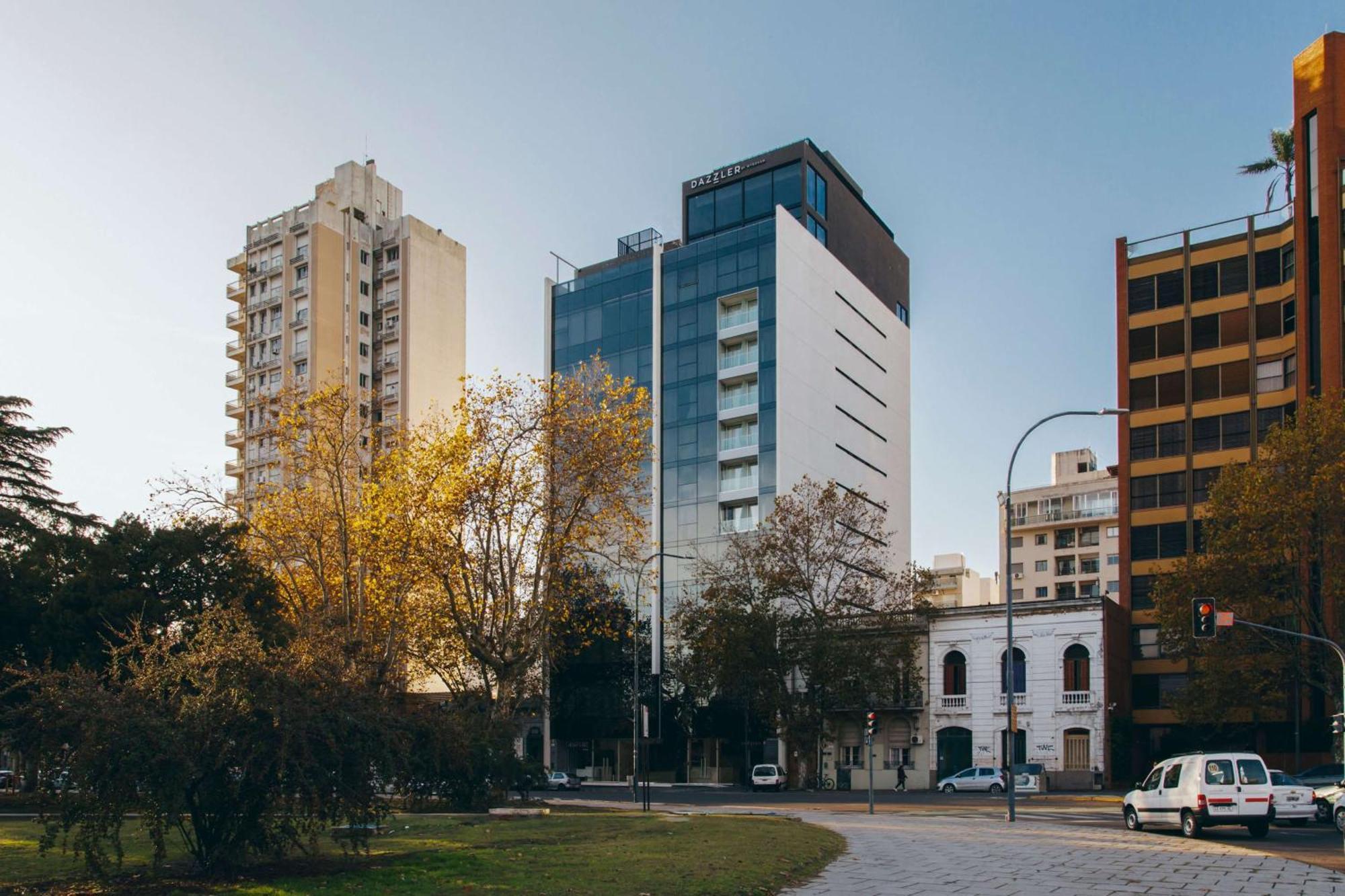 Hotel Dazzler By Wyndham La Plata Esterno foto